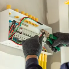Ile zarabia elektryk w Norwegii? Zaskakujące wyniki i porównania