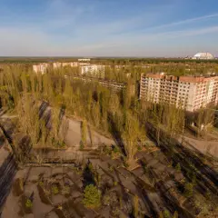 Pusty Prypeć, miasto widmo. Czy Czarnobyl jest zamieszkany? Tylko przez naturę, która odzyskała swoje tereny.
